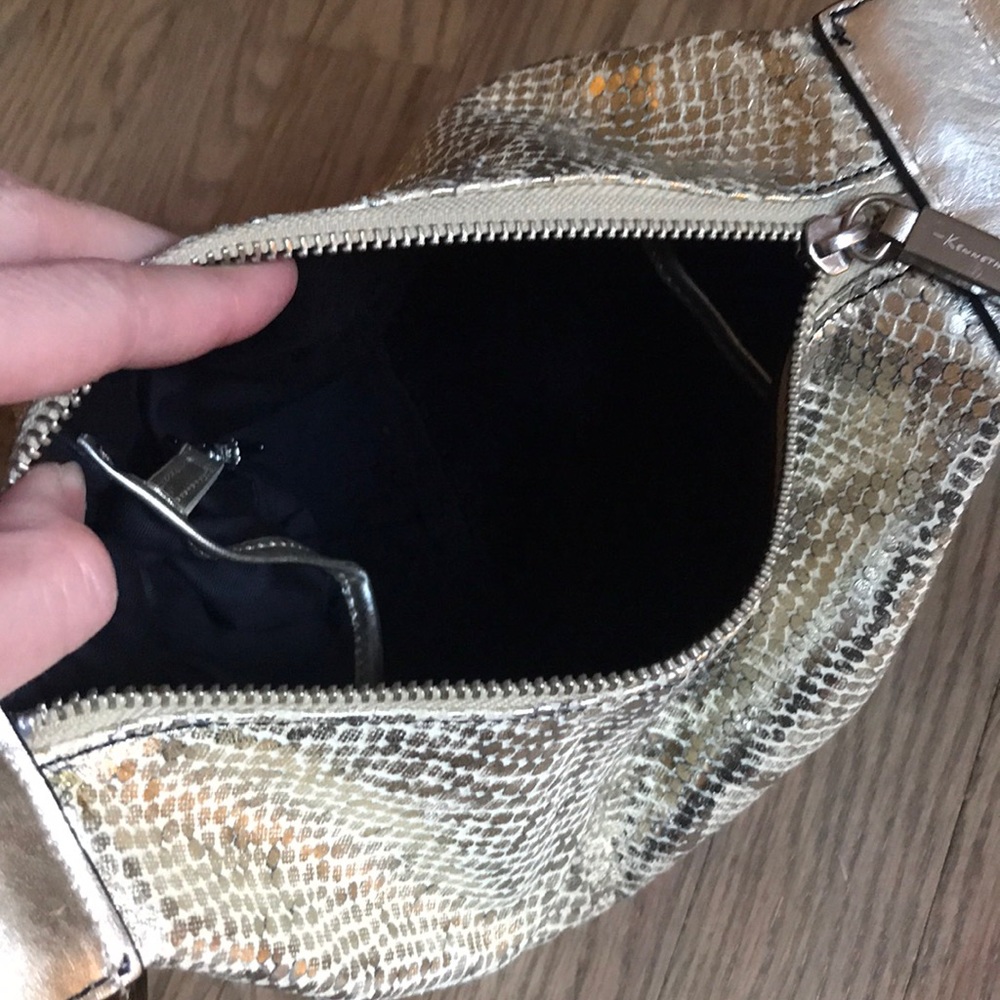 NWOT Kenneth Cole gold snakeskin handbag - Picture 3 of 7